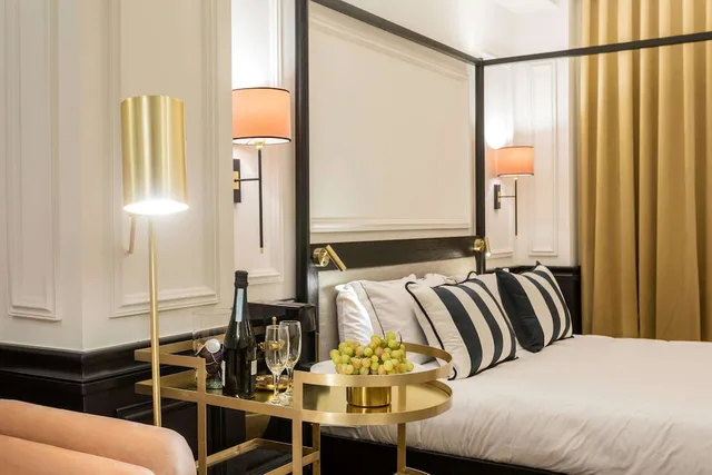 غرفة ديلوكس بسرير كينج، Villa Brown Ermou, a member of Brown Hotels 3/10