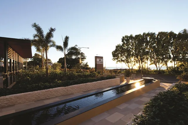 Oaks Redcliffe Mon Komo Suites, North Lakes, Narangba 75/77