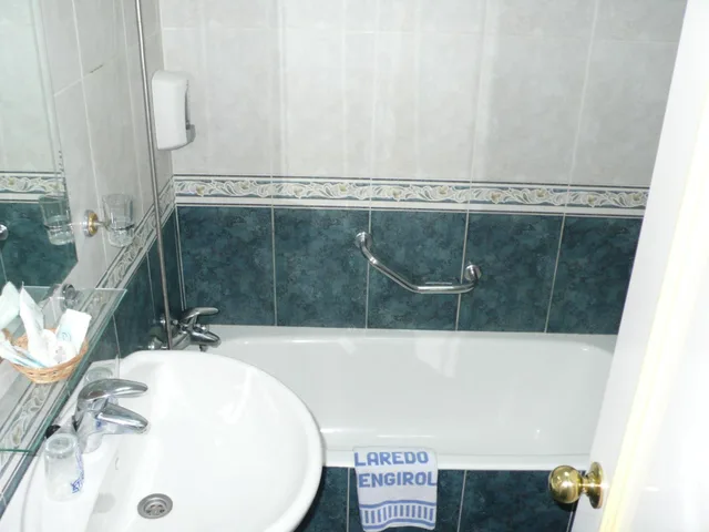 Single Sea View Room, Villa de Laredo Hotel 3/4