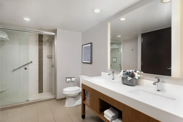 غرفة بسريرين كوين مع أريكة في طابق مرتفع، Hyatt Place Bayamon 6/7