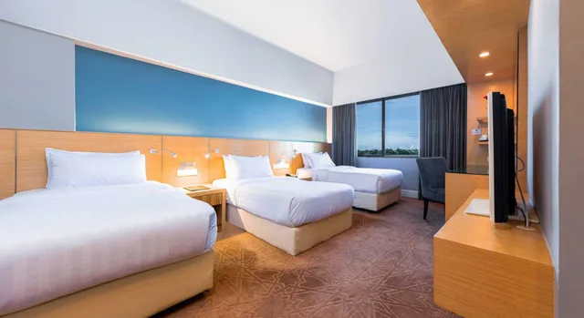 غرفة سوبيريور ثلاثية بثلاثة أسرّة، Raia Hotel Kota Kinabalu 2/4
