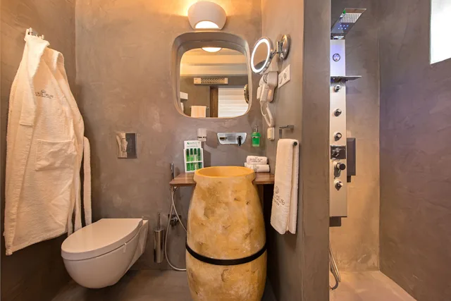فيلا بسريرين كينج وسريرين كوين بغرفتي نوم مع أريكة بحوض جاكوزي، Lindos Allure Villa 6/7