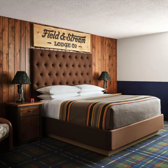 Mountain, Suite, King Bed، Field & Stream Lodge Bozeman 1/2