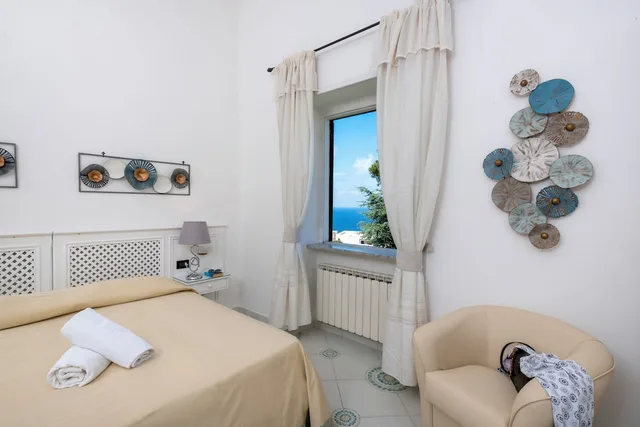 غرفة سوبيريور بسرير مزدوج أو سريرين منفصلين بإطلالة على البحر، Hotel Villa Melodie - Adults Only 3/5