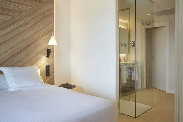 جناح بسرير كينج بإطلالة على البحر، Hotel Bordoy Alcudia Port Suites 2/10