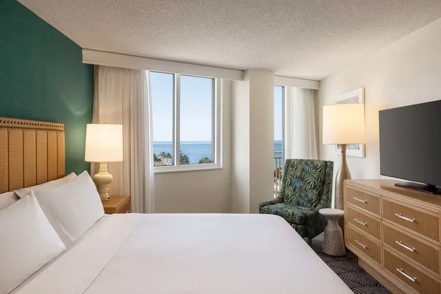 Suite, King Bed, Partial Ocean View, Balcony, Embassy Suites by Hilton Deerfield Beach Resort & Spa 1/3