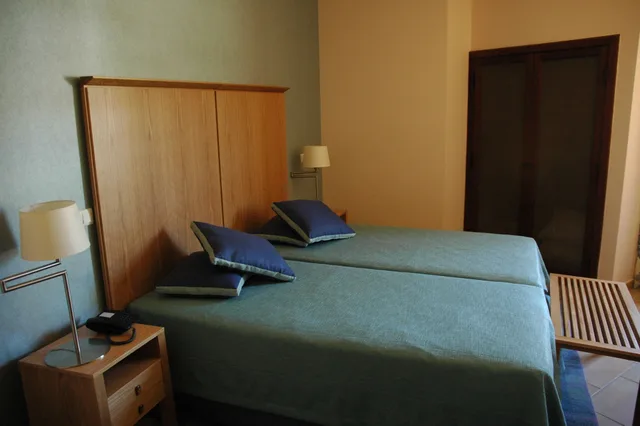 Superior, Twin Beds, Inatel Linhares Da Beira 3/5