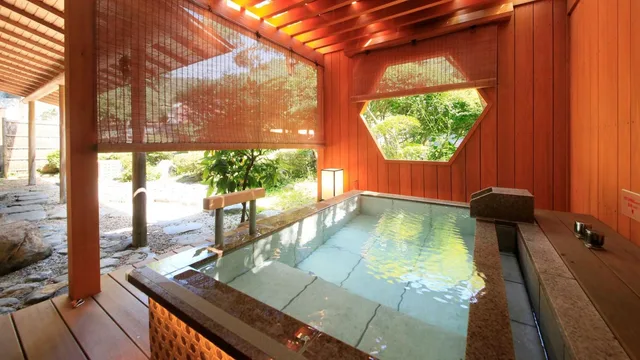Japanese Western, Outdoor Bath، Shikitei 2/2