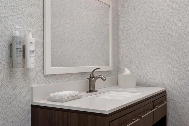1 Bedroom, Suite, King Bed, Sofa, Home2 Suites By Hilton Florence Cincinnati Airport South 7/7