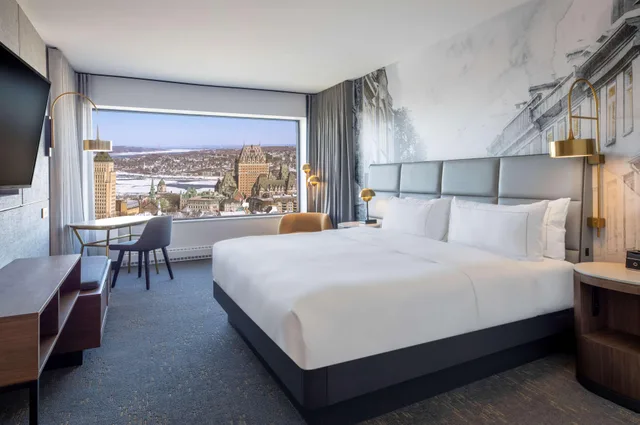 Old Town, King Bed, River View، HILTON QUEBEC 1/2