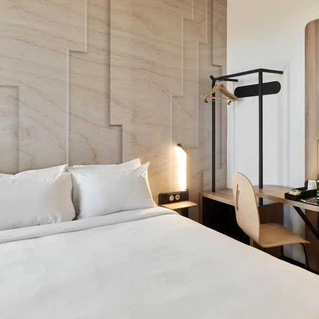 غرفة سوبيريور بسرير مزدوج، B&B Hotel Versailles Rocquencourt 1/4