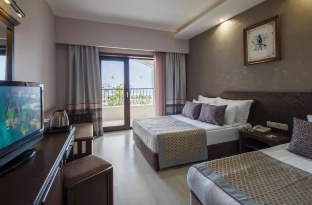 Standard, Twin Beds, Sea View, Club Hotel Turan Prince World 3/5