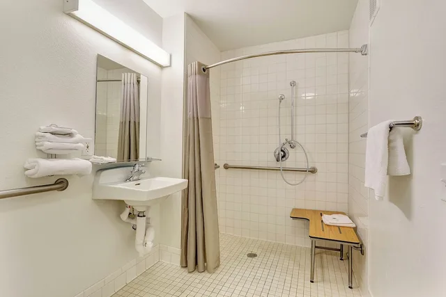 غرفة ديلوكس بسرير كوين، Motel6 Santa Rosa - South 10/10