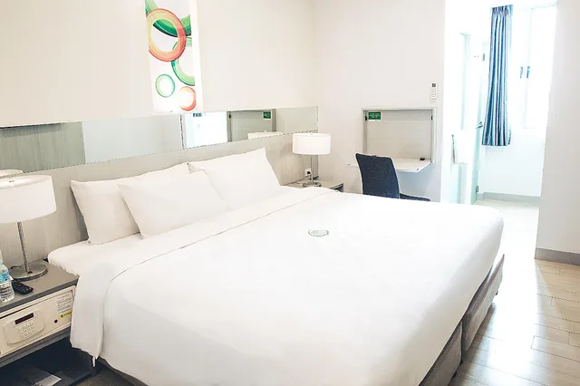 غرفة بسرير مزدوج، Go Hotels Butuan 1/2