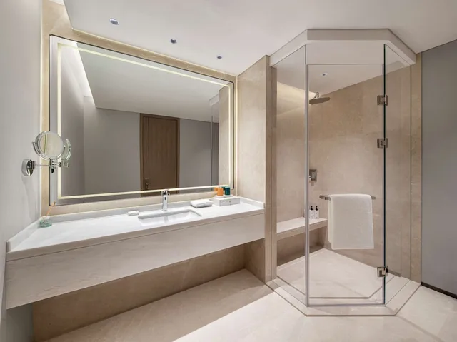 Classic, 2 Double Beds, Garden View, Intercontinental Maotai Town by IHG 4/4