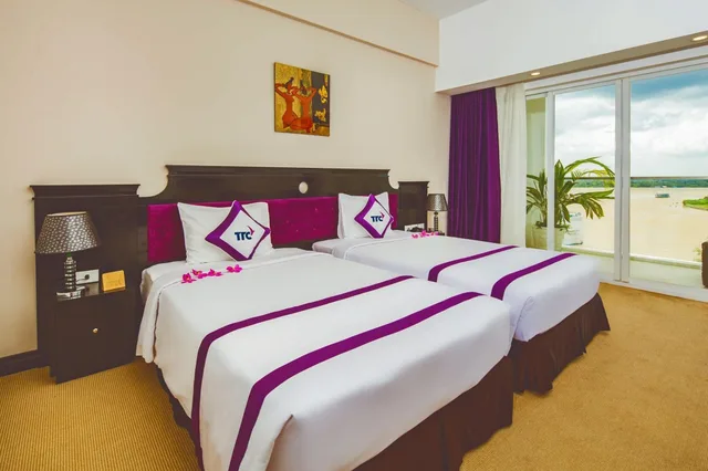 River, Suite, King Bed، TTC Hotel - Can Tho 1/2