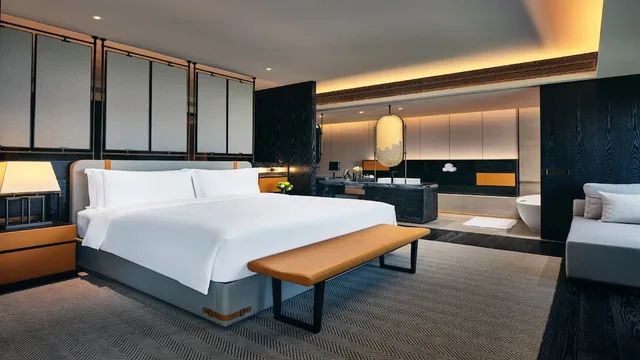 جناح بسرير كينج بإطلالة على الحديقة بغرفة نوم واحدة، Intercontinental Xi an North 1/5