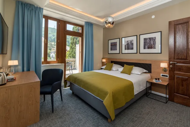 غرفة بسرير كوين بشرفة، Boutique Villa Filaus 3/10