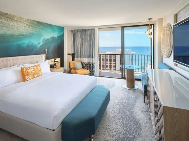 غرفة ديلوكس بسرير كينج بإطلالة على البحر، OUTRIGGER Waikiki Beachcomber 2/3