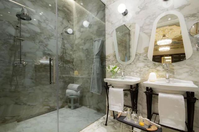 جناح، MYR Palacio Vallier 2/3