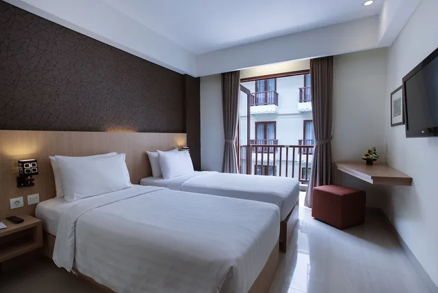 غرفة ديلوكس بسرير كوين، Sense Sunset Seminyak 2/4