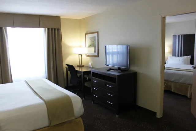 جناح بسريرين كينج، HOLIDAY INN EXPRESS YORKTON EAST 1/3