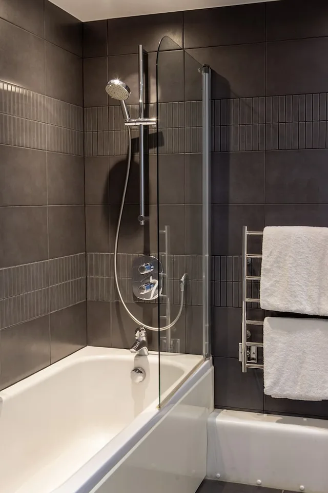 غرفة قياسية بسريرين منفصلين، George Albert Hotel And Spa 4/4