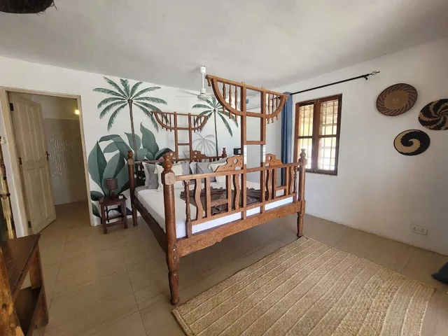 غرفة بسرير مزدوج، Driftwood Beach Lodge 1/1