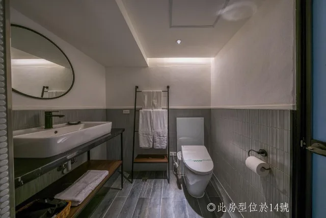 غرفة بريميير ثلاثية بسرير كينج مع أريكة، Watermark Hotel-The Harbour 4/5