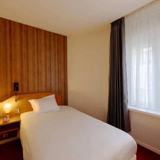 Room, Single, Metropol Hotel 1/7