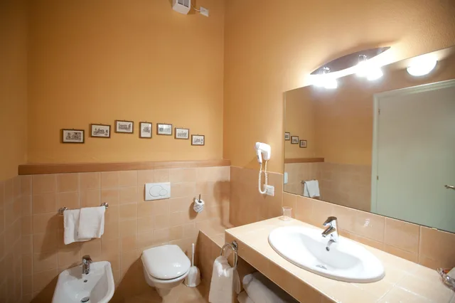2 Bedrooms, Apartment, Queen and Twin Beds, Garden Area، Relais Corte Paradiso 6/6