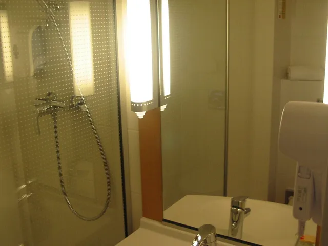 غرفة قياسية بسرير مزدوج، Ibis Brussels Expo Atomium 9/9
