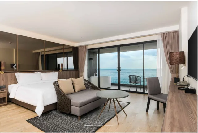 Room, King Bed, Ocean Front، Ana Anan Resort and Villas Pattaya 1/1
