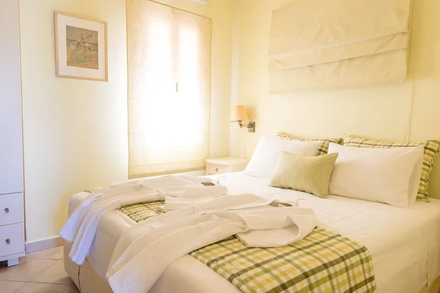 Portha, Premium, Apartment, Queen Bed, Sofa, Myrties Boutique Apartments 4/10
