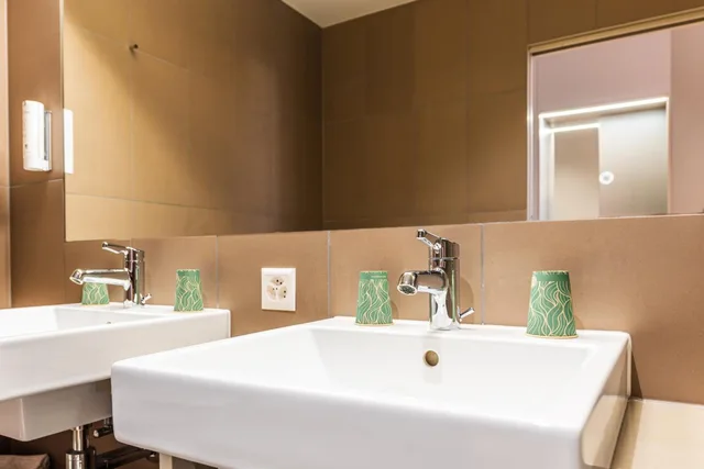 غرفة بسرير فردي لذوي الإعاقة، B&B Hotel Lausanne Crissier 7/8
