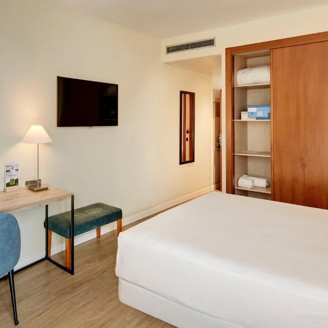 غرفة سوبيريور بسرير كينج، Sercotel Cornella Barcelona (ex. Nh Cornella) 9/10