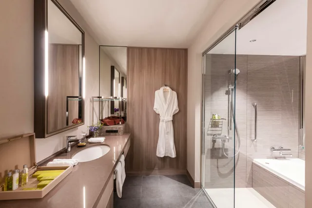 جناح بسرير كينج بغرفة نوم واحدة، Hilton Hiroshima 2/2