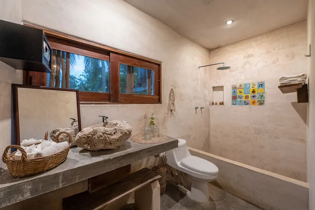 غرفة صغيرة بسرير كوين، Casa Coyote Tulum 7/7