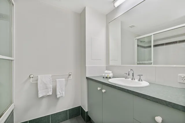 2 Bedrooms, Level, Apartment, Queen and Twin Beds، KEY LARGO MAROOCHYDORE 6/8