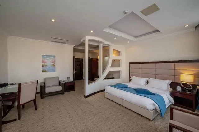 Deluxe, Double Bed, Jannat Regency 1/10