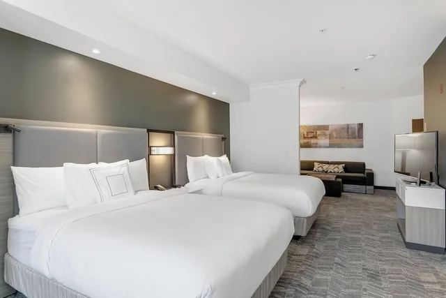 جناح بسريرين كوين مع سرير سحّاب إضافي لذوي الإعاقة، Springhill Suites By Marriott Sacramento Airport Natomas 2/4
