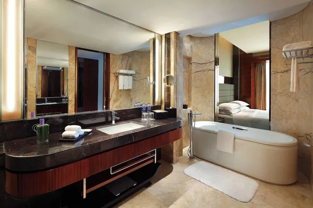 غرفة بسرير كينج للمدخنين، Sheraton Hefei Xinzhan Hotel 3/3