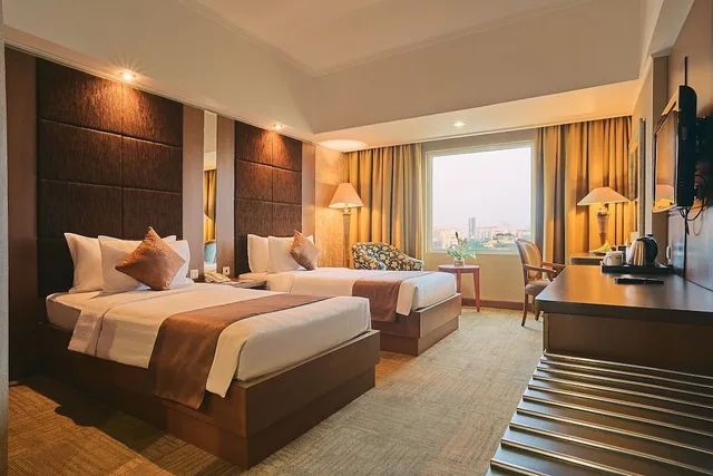 Deluxe Twin, Horison Ultima Menteng Jakarta 2/6