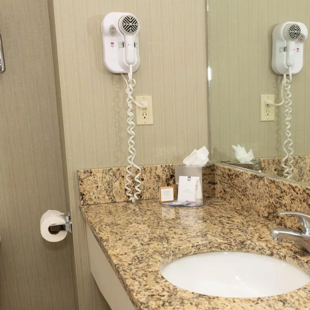 غرفة بسرير كينج، D. Hotel and Suites 7/7