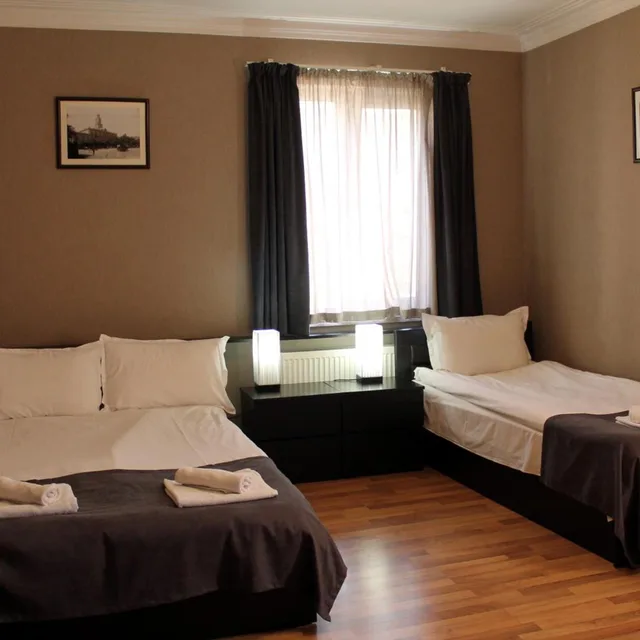 جناح عائلي بشرفة، New Metekhi Hotel 3/10