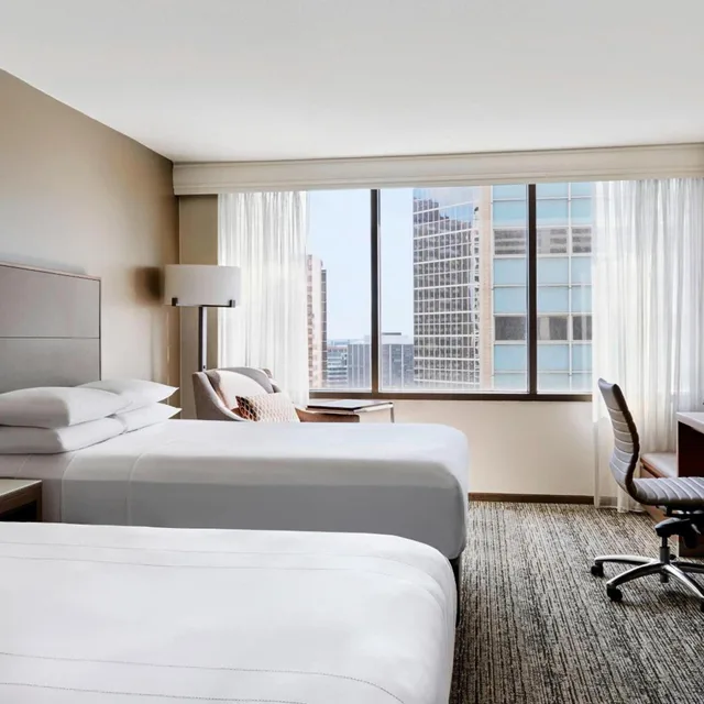 Guest Room, 2 Double Beds, Concierge Level, Houston Marriott Medical Center/Museum District 1/1