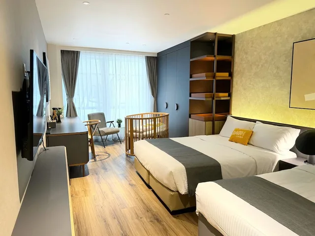 غرفة عائلية رباعية بسريرين كوين، Dash Living on Prat 2/6
