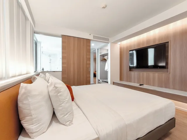Family Suite, King Bed, 2 Bunk Beds, Bunk Bed, Hotel Citrus Sukhumvit 13 by Compass Hospitality 2/4