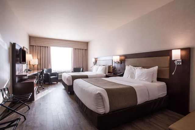 Room, 2 Queen Beds, Quality Inn and Suites Val d Or, QC 2/9