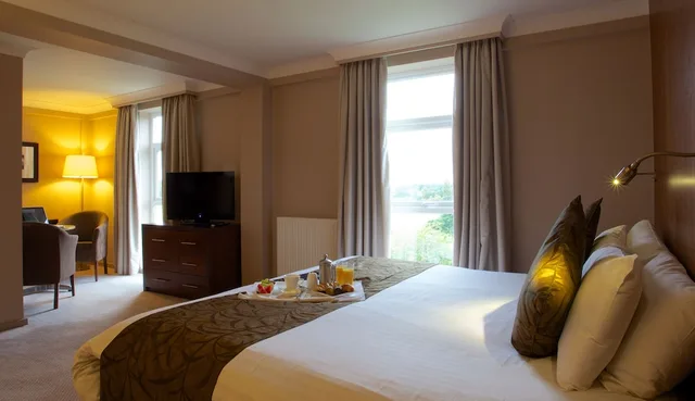 Deluxe, Double Bed, Humber Royal Hotel 1/6